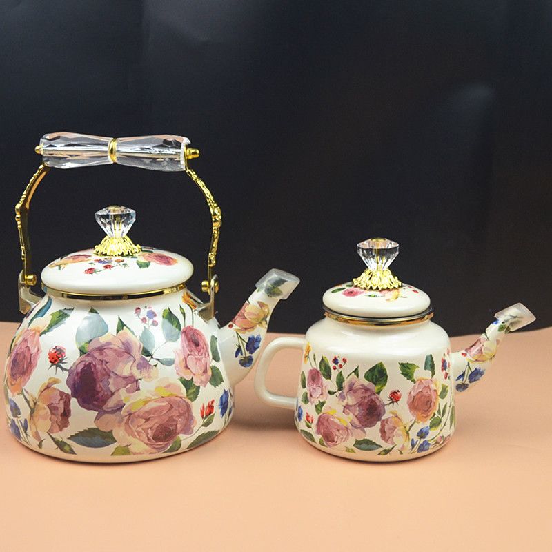Bouilloire en émail rose vinta - Vintage Coffee Equipment avis et prix